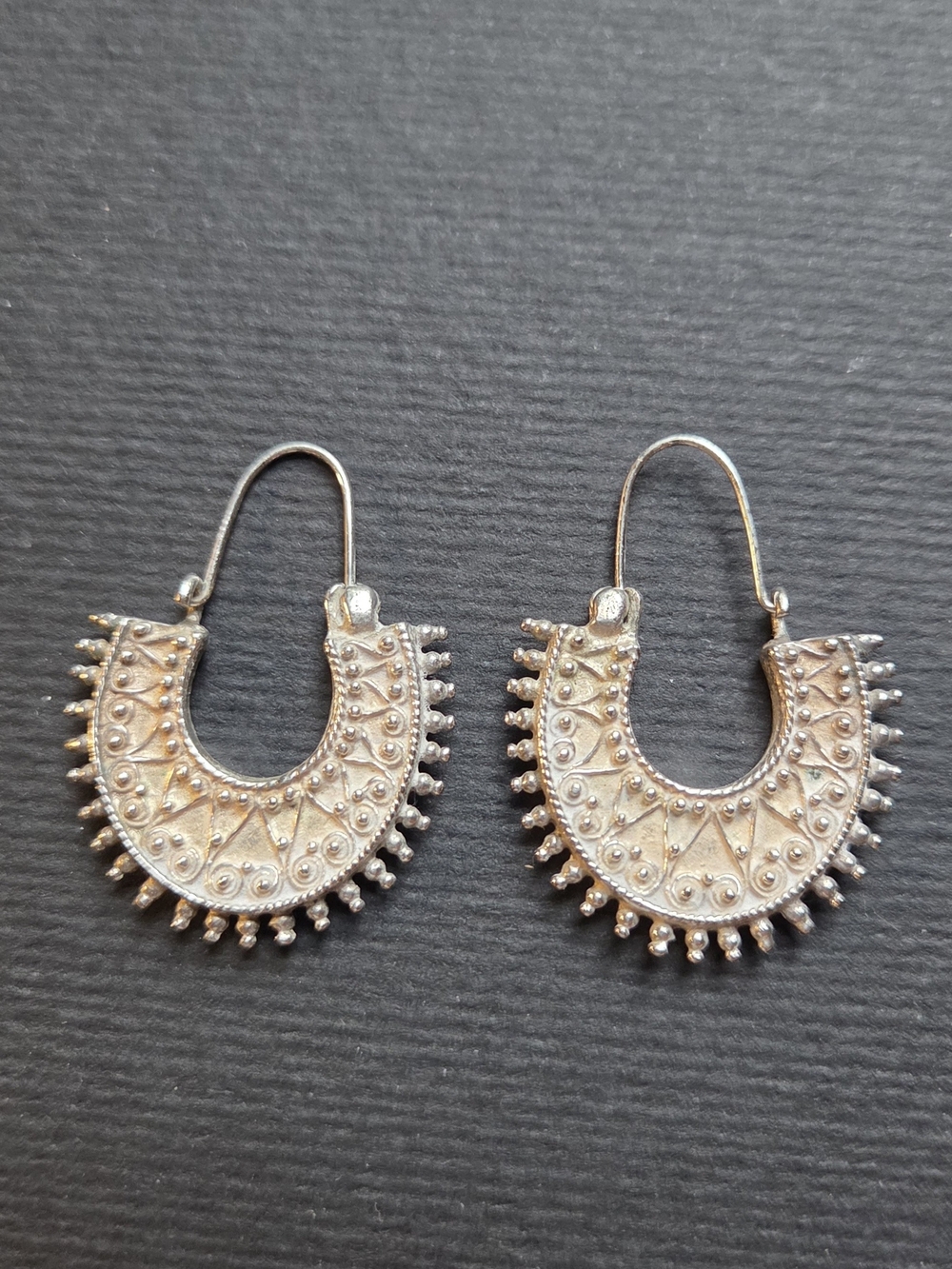 MET Museum Ornate Silver-Tone Crescent Hoop Earrings - Women's Jewelry